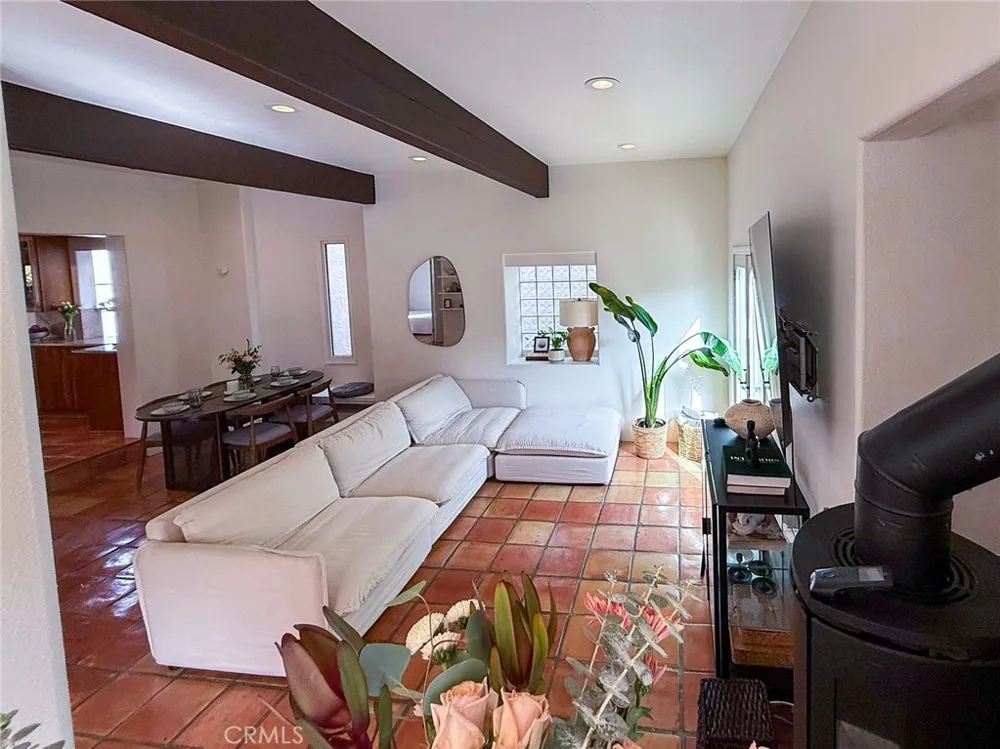 214 Irena #B Redondo Beach, CA 90277