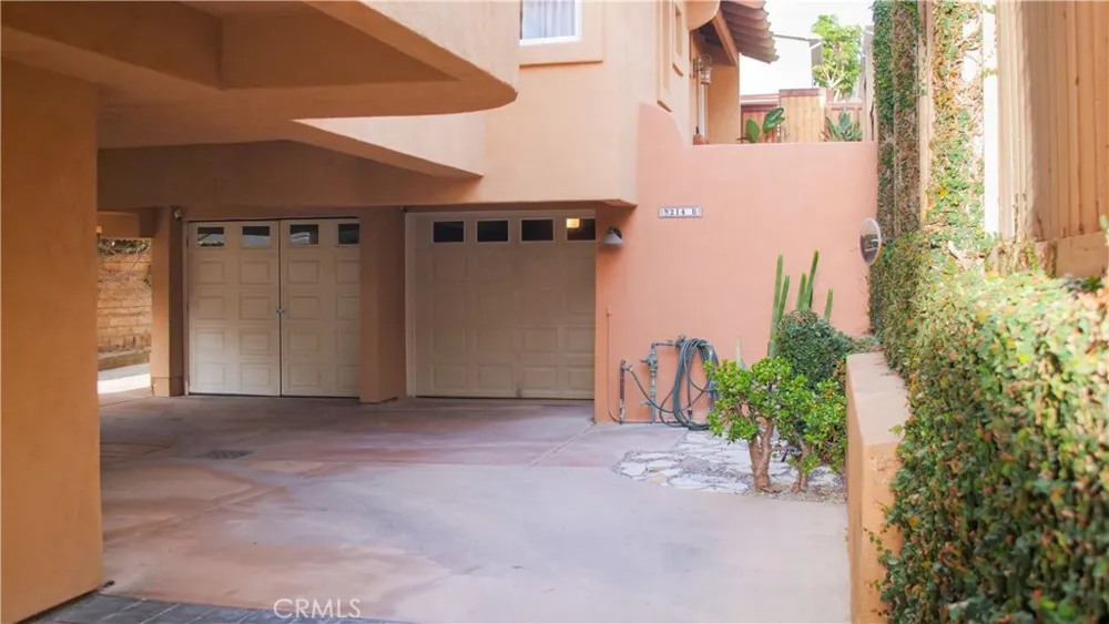 214 Irena #B Redondo Beach, CA 90277