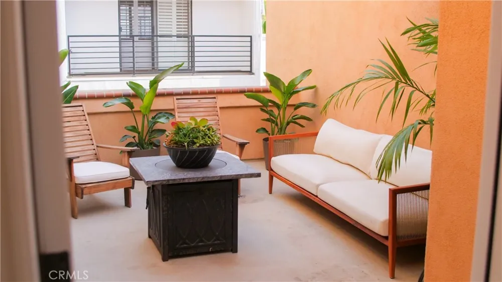 214 Irena #B Redondo Beach, CA 90277
