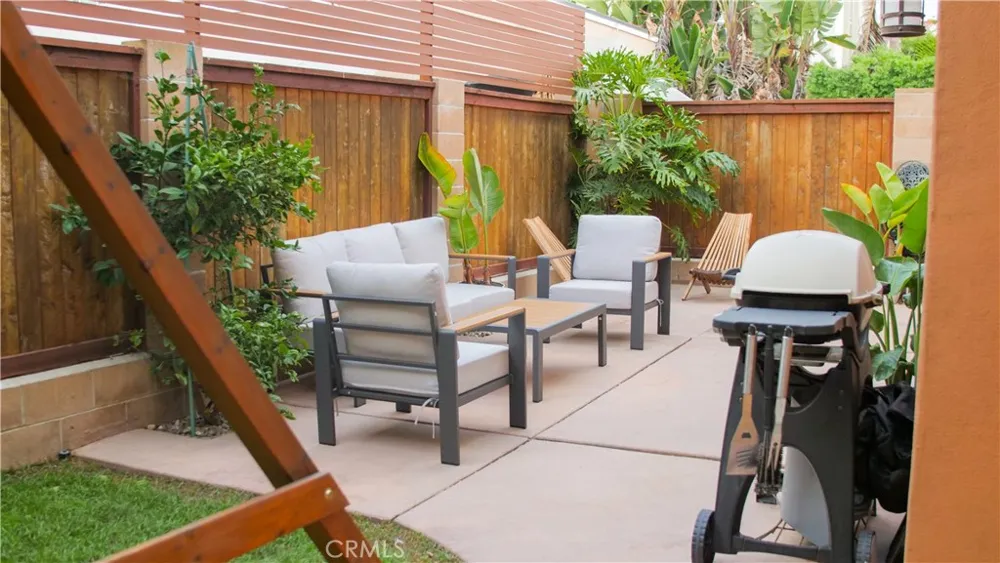 214 Irena #B Redondo Beach, CA 90277