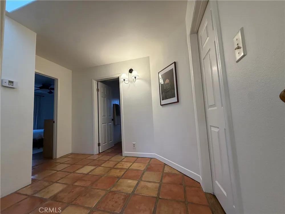 214 Irena #B Redondo Beach, CA 90277