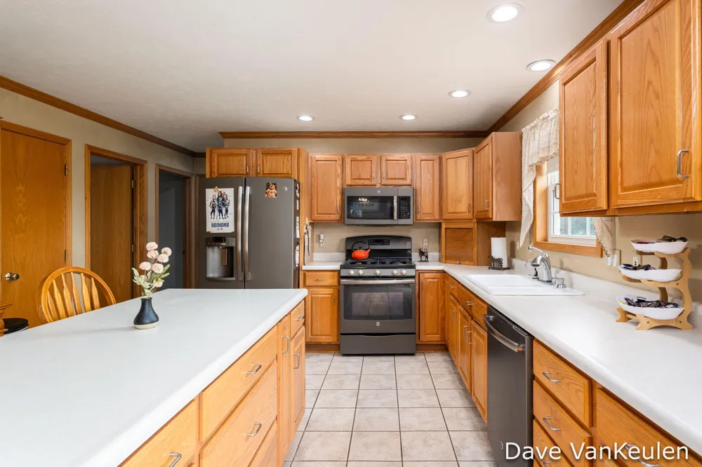 4494 Barber Road Hastings, MI 49058