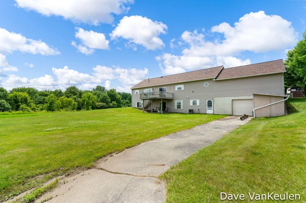 4494 Barber Road Hastings, MI 49058