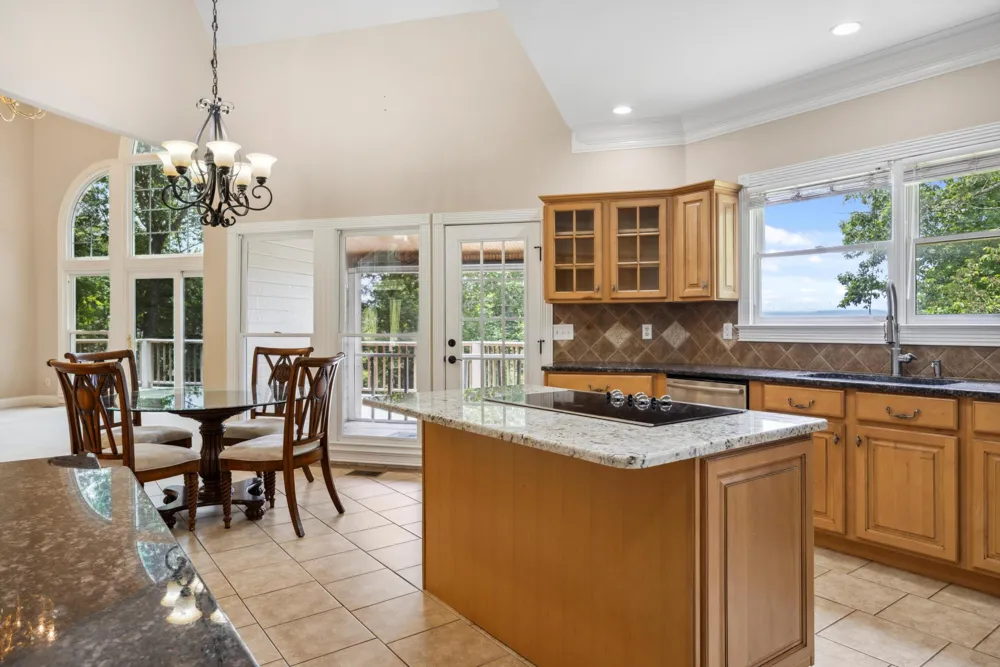 310 Bluffs Road South Pittsburg, TN 37380
