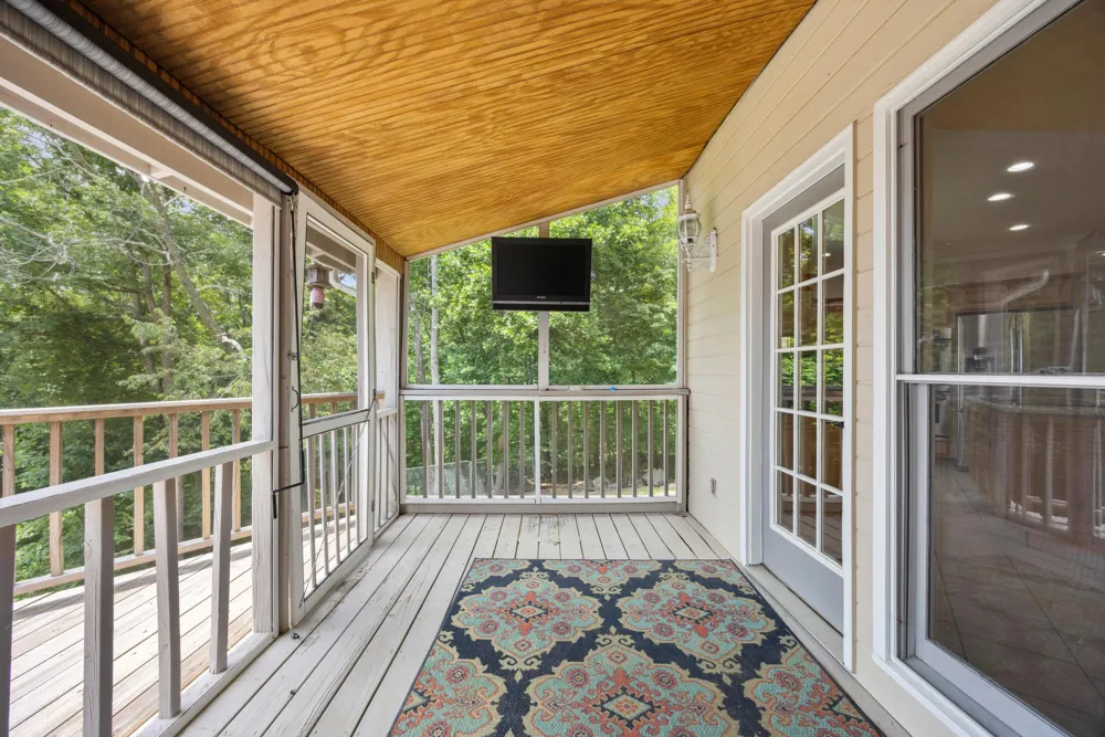 310 Bluffs Road South Pittsburg, TN 37380