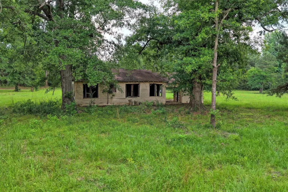 1159 Fm 248 Jefferson, TX 75657