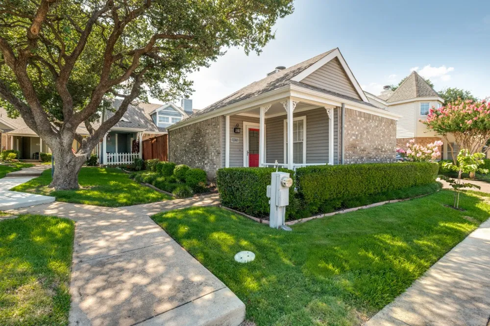 18131 Whispering Gables Lane Dallas, TX 75287
