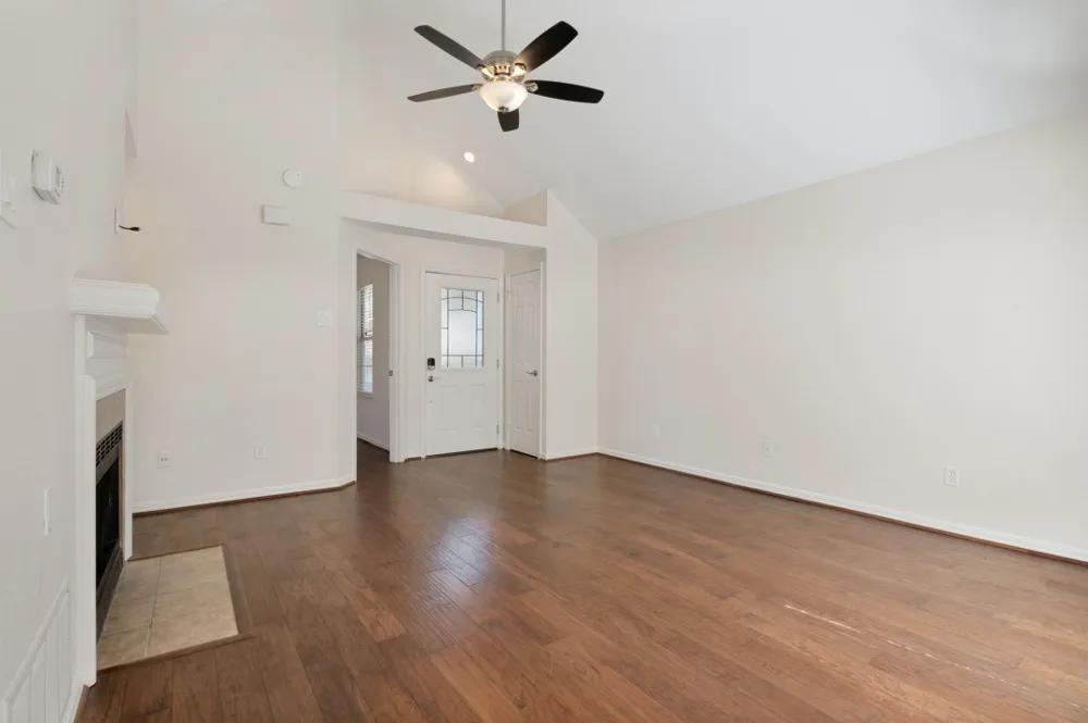 18131 Whispering Gables Lane Dallas, TX 75287
