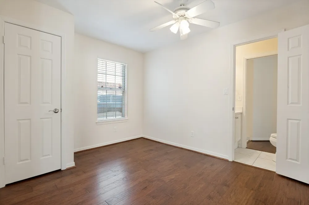 18131 Whispering Gables Lane Dallas, TX 75287
