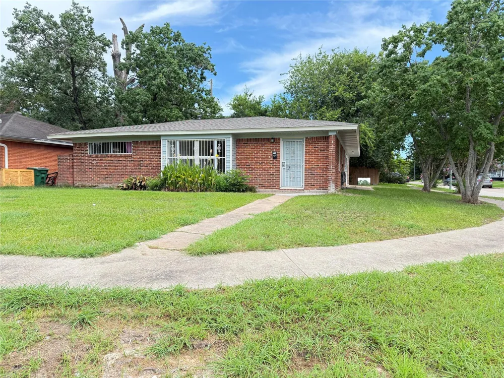1434 Marleen Street Houston, TX 77034