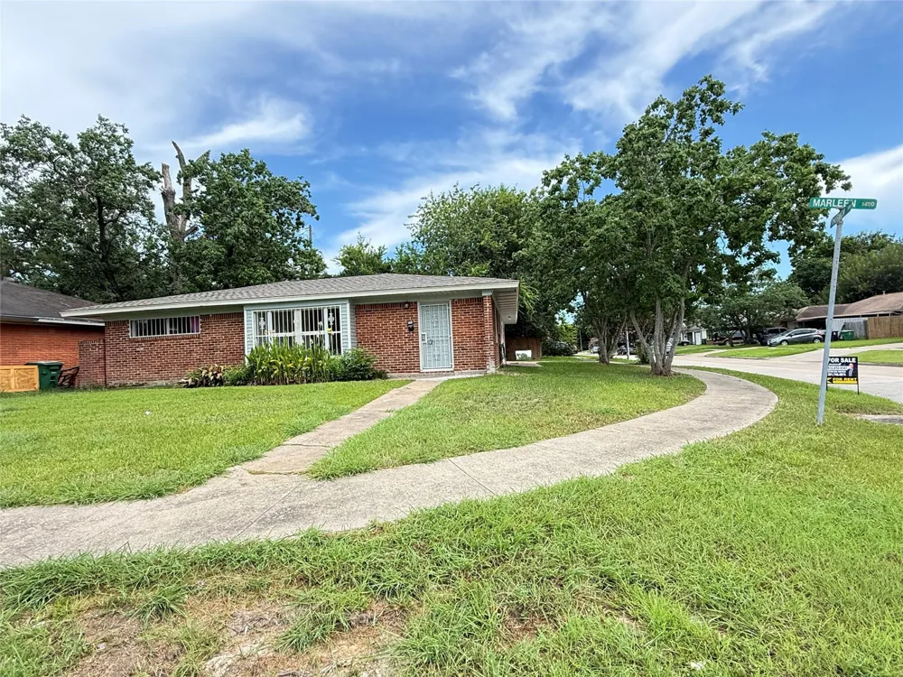 1434 Marleen Street Houston, TX 77034
