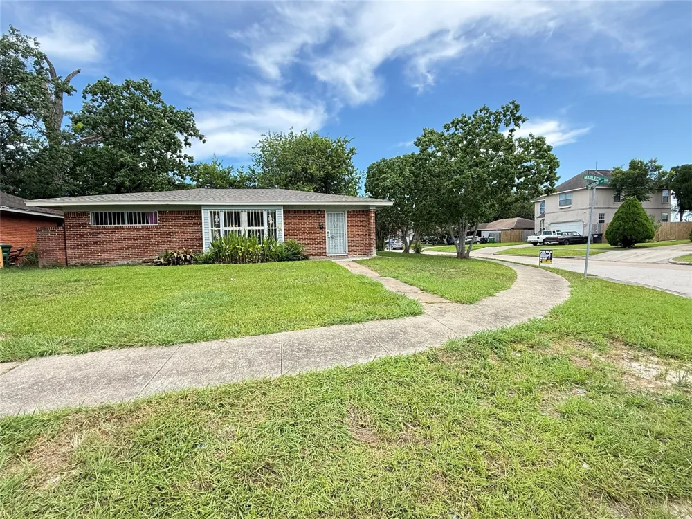 1434 Marleen Street Houston, TX 77034
