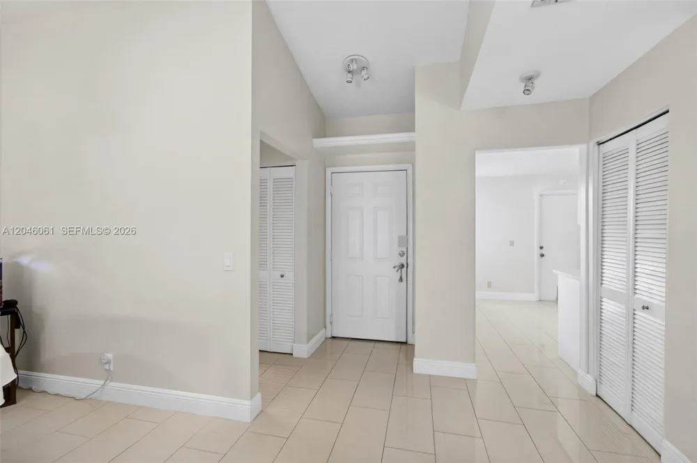 3855 Island Club Cir Lake Worth, FL 33462