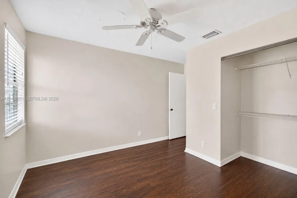 3855 Island Club Cir Lake Worth, FL 33462