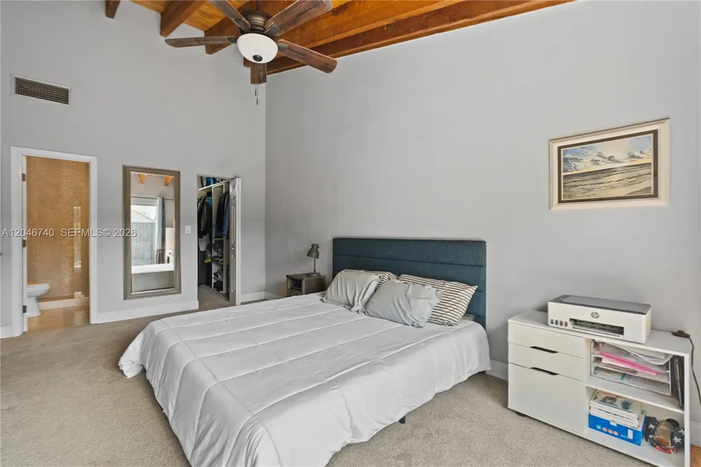10311 Laurel Ct Pembroke Pines, FL 33026