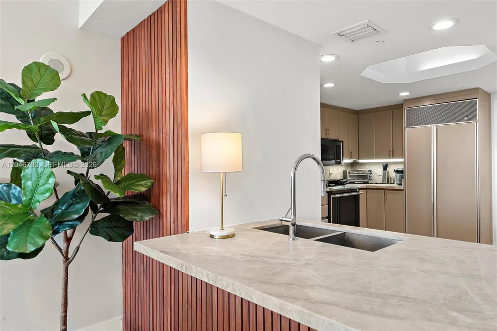 9595 Collins Ave #N10F Surfside, FL 33154