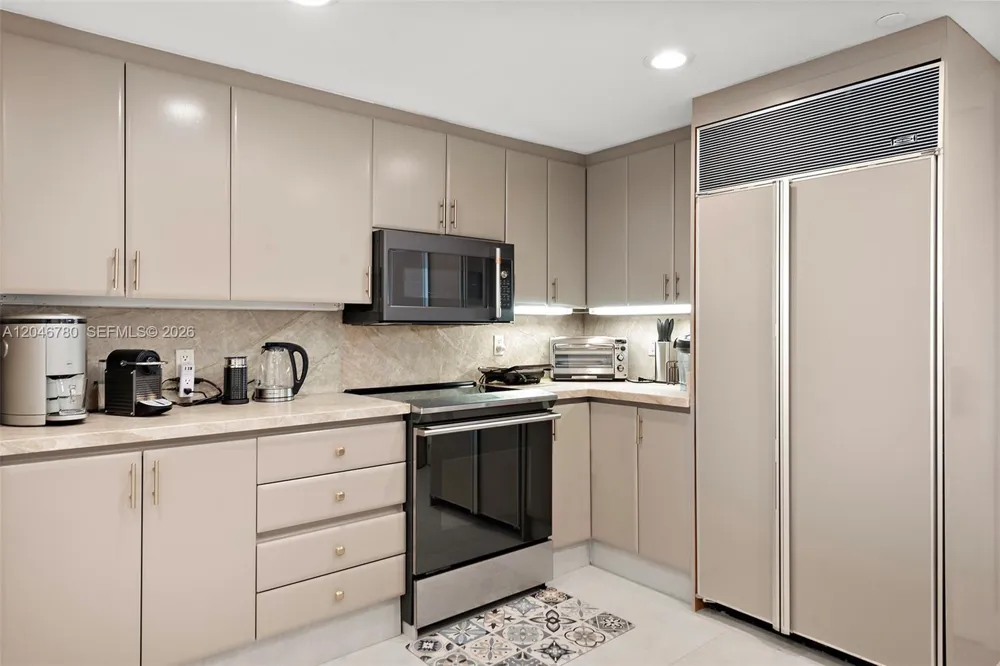 9595 Collins Ave #N10F Surfside, FL 33154