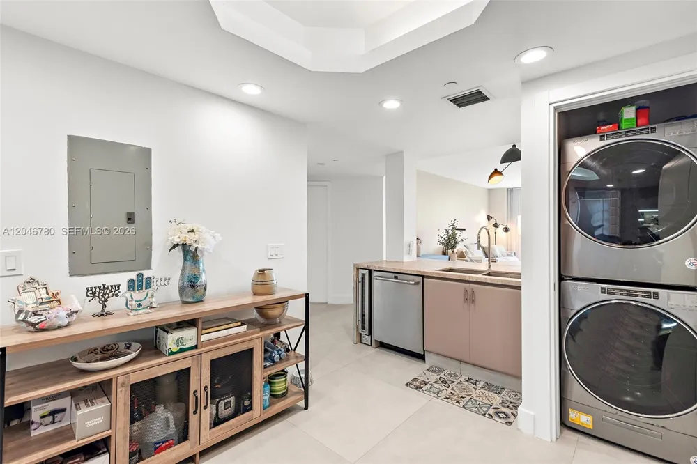 9595 Collins Ave #N10F Surfside, FL 33154