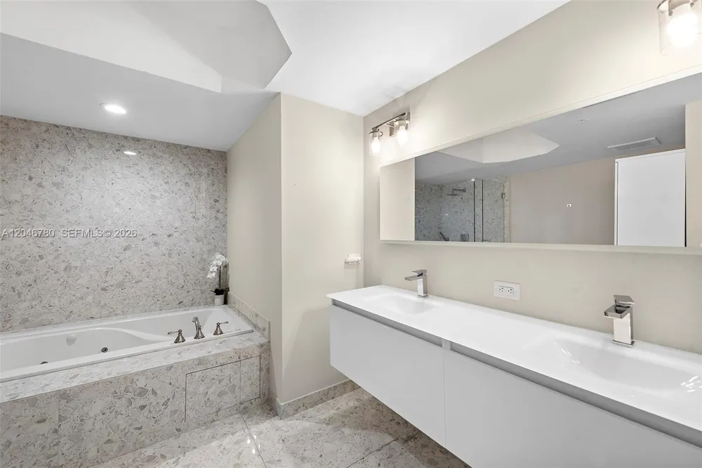 9595 Collins Ave #N10F Surfside, FL 33154