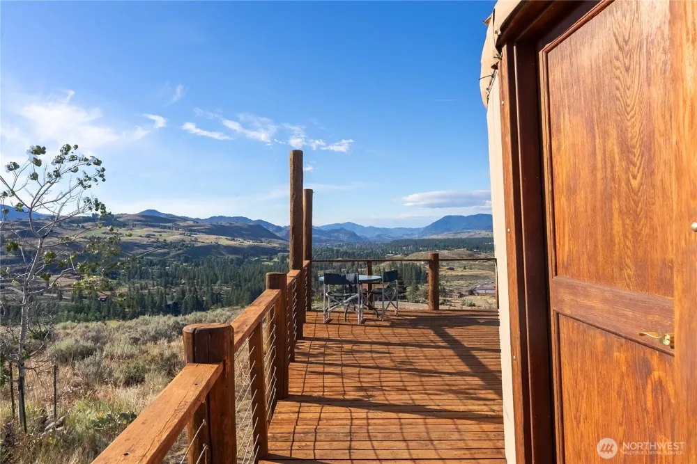 35 Chewuch Heights Road Winthrop, WA 98862