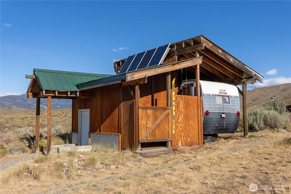 35 Chewuch Heights Road Winthrop, WA 98862