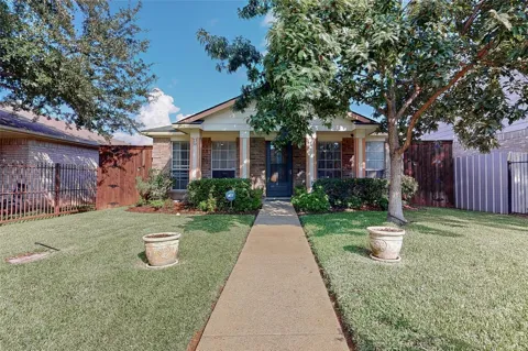 2336 Summit Lane