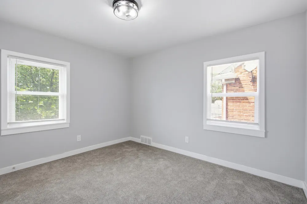 18603 Roselawn Street Detroit, MI 48221