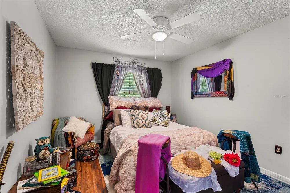 100 E OAK TERRACE DRIVE #C1 Leesburg, FL 34748
