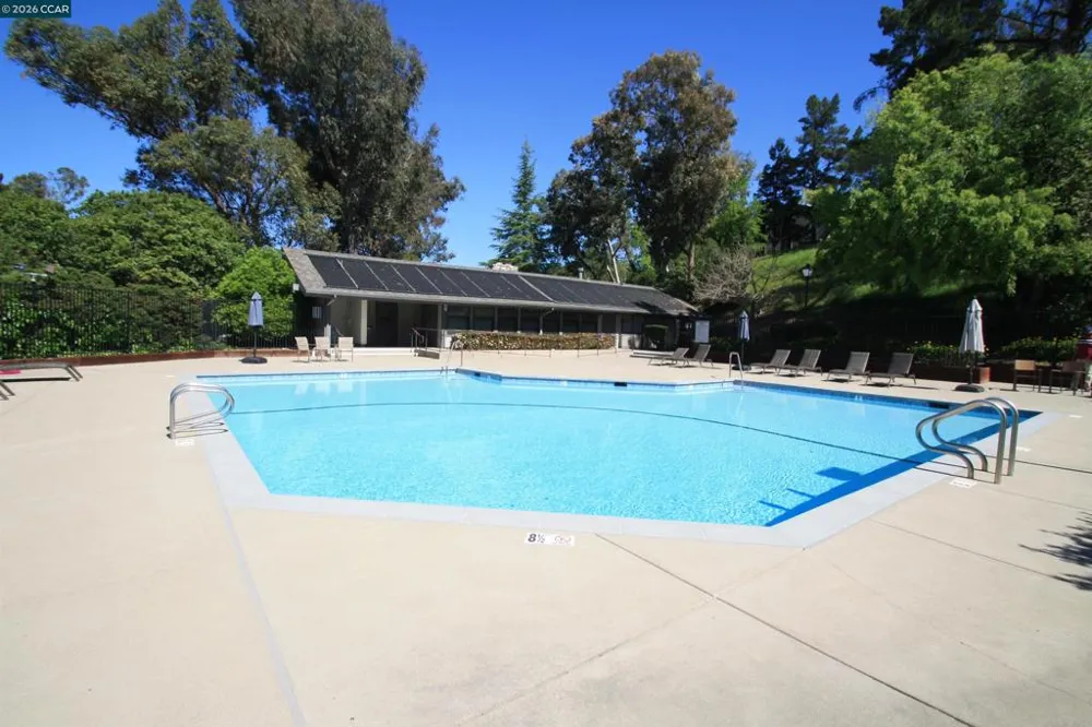 1506 Ashwood Dr Martinez, CA 94553