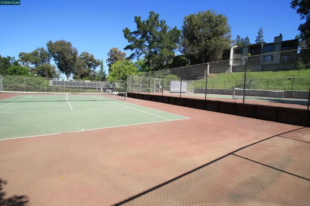1506 Ashwood Dr Martinez, CA 94553