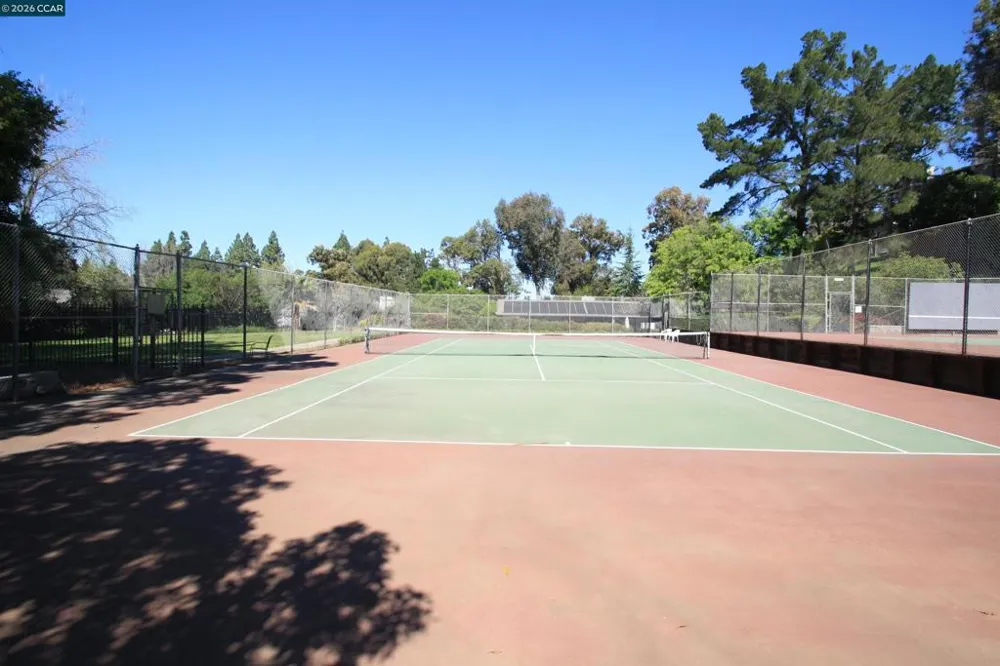 1506 Ashwood Dr Martinez, CA 94553