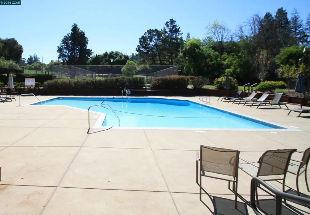 1506 Ashwood Dr Martinez, CA 94553