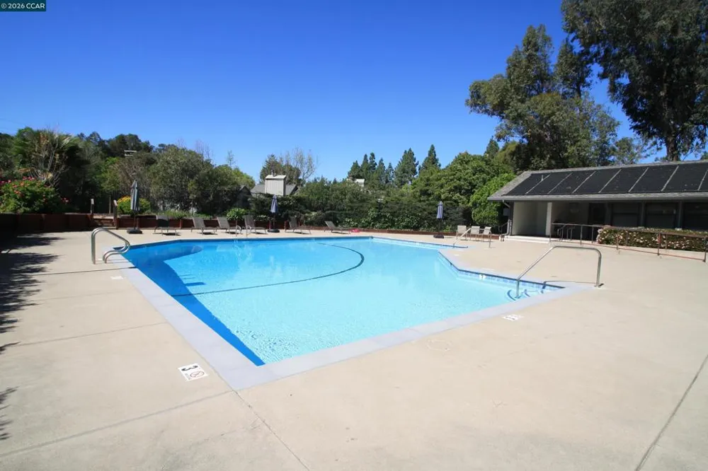 1506 Ashwood Dr Martinez, CA 94553