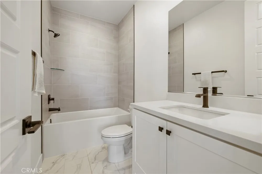 28346 Old Springs Castaic, CA 91384