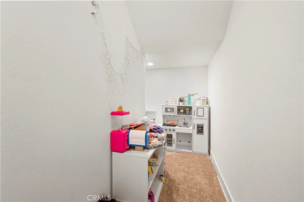 28346 Old Springs Castaic, CA 91384
