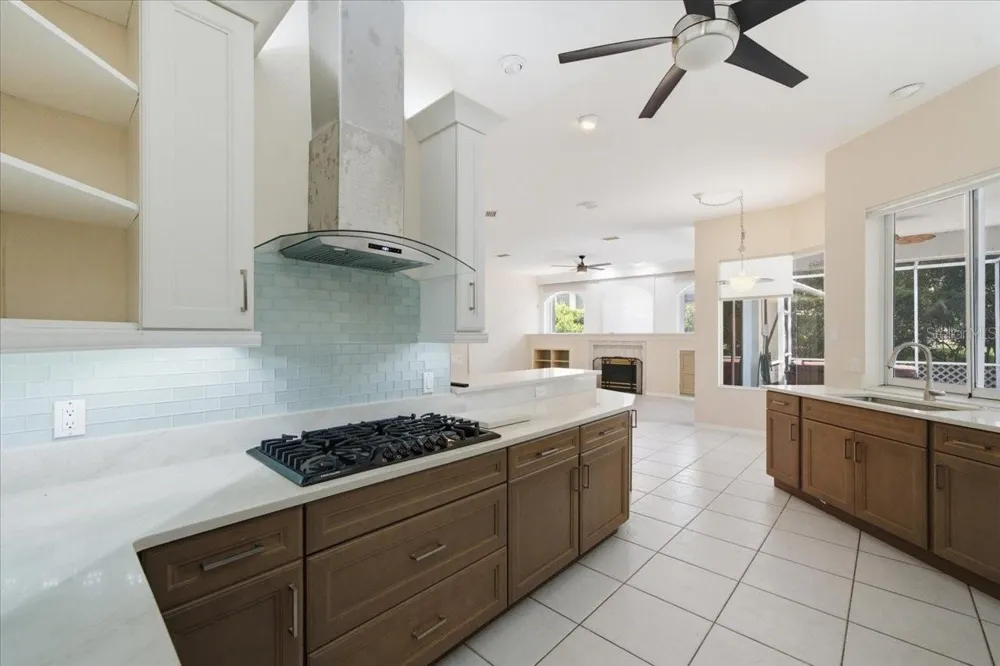 8402 MAYBELLE DRIVE Weeki Wachee, FL 34613