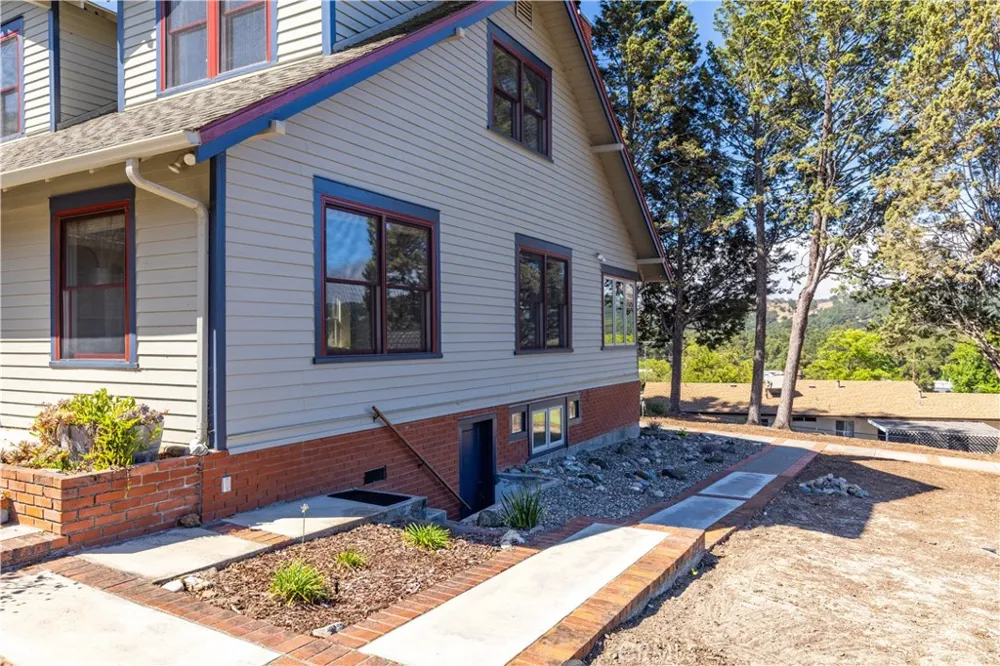 3155 El Camino Real Atascadero, CA 93422