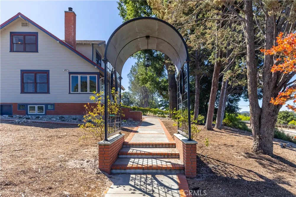 3155 El Camino Real Atascadero, CA 93422