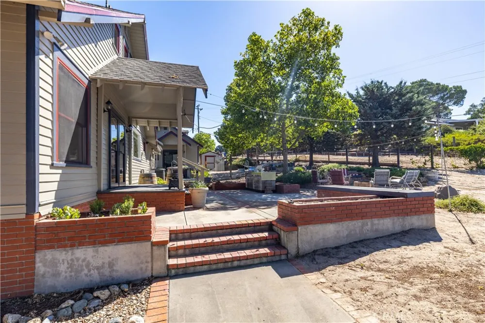 3155 El Camino Real Atascadero, CA 93422