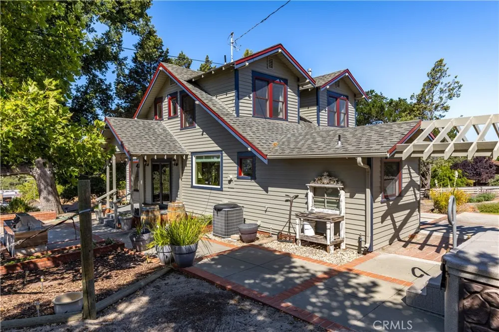 3155 El Camino Real Atascadero, CA 93422