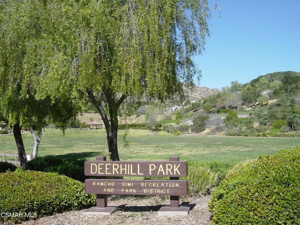 6813 Eaglehaven Lane Oak Park, CA 91377