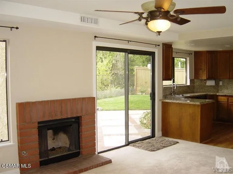 6813 Eaglehaven Lane Oak Park, CA 91377