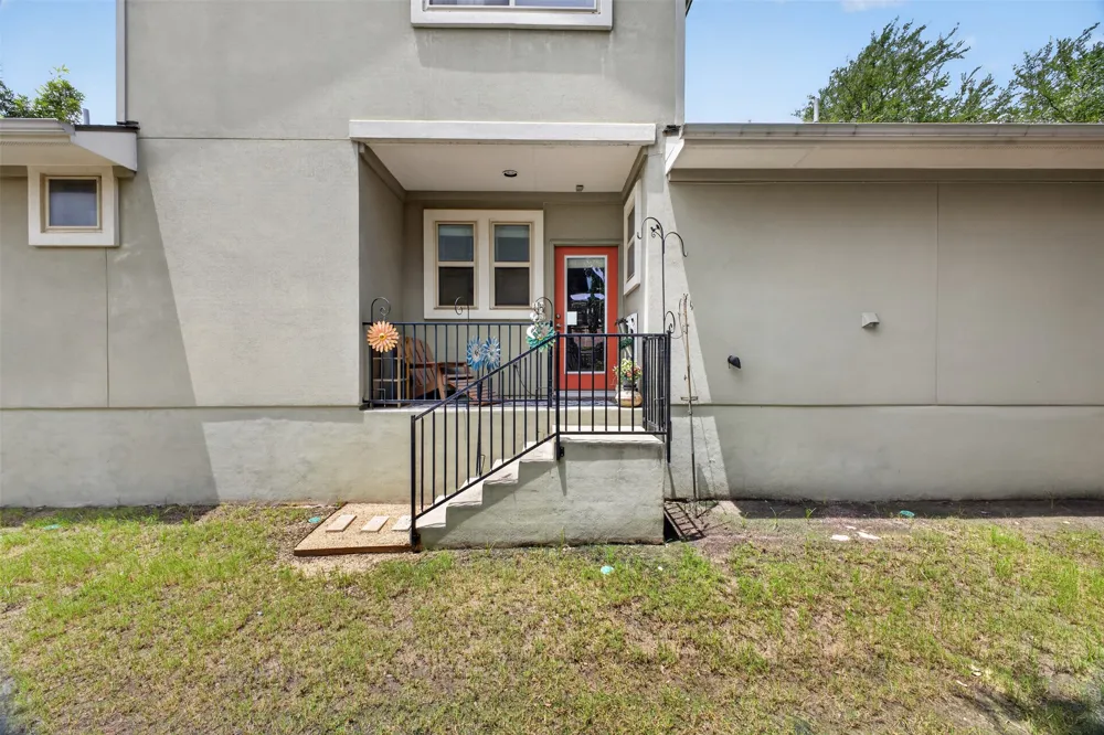 710 Arrow Point Drive #18 Cedar Park, TX 78613