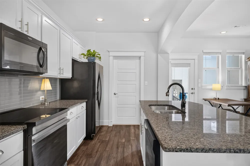 710 Arrow Point Drive #18 Cedar Park, TX 78613