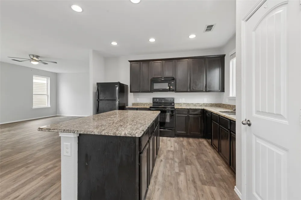 1009 Providence Boulevard Providence Village, TX 76227