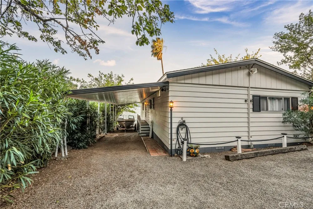 9859 Crestview Drive Clearlake, CA 95422