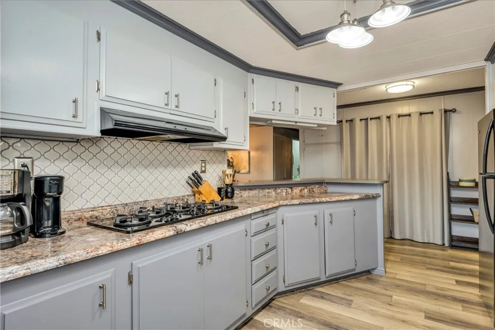 9859 Crestview Drive Clearlake, CA 95422