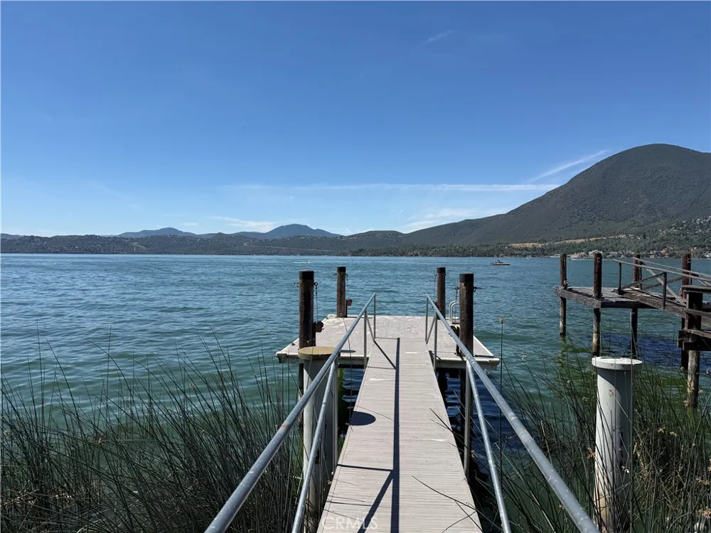 9859 Crestview Drive Clearlake, CA 95422