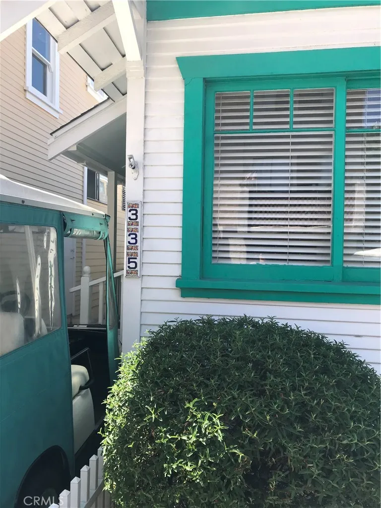 335 Clemente Avenue Avalon, CA 90704