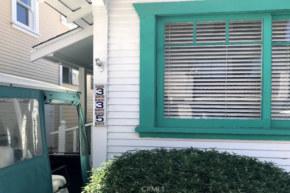 335 Clemente Avenue Avalon, CA 90704